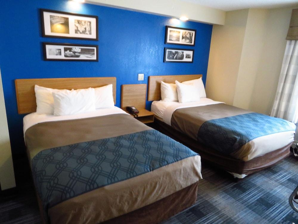Rodeway Inn Austell Exteriér fotografie