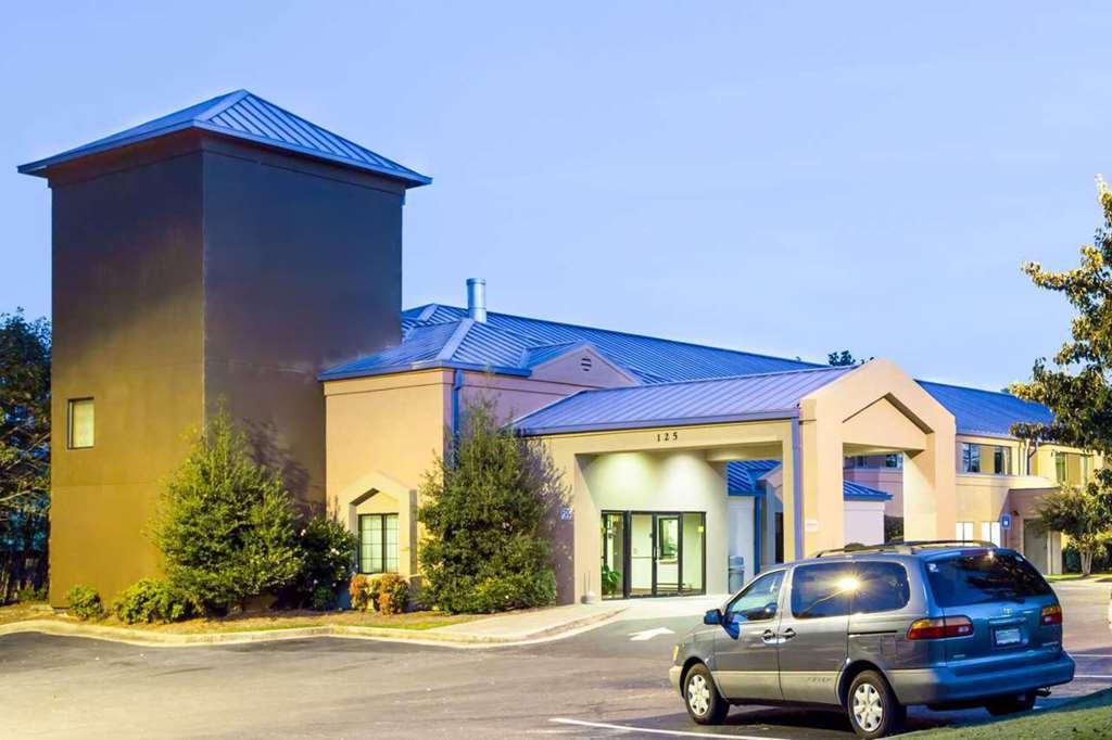 Rodeway Inn Austell Exteriér fotografie