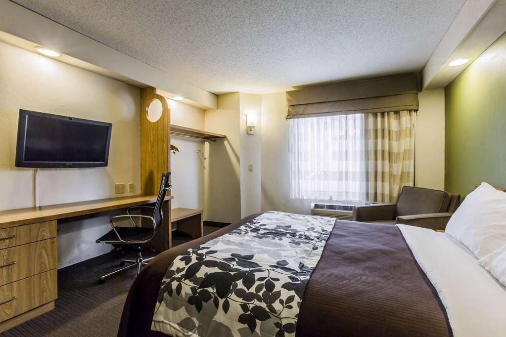 Rodeway Inn Austell Pokoj fotografie