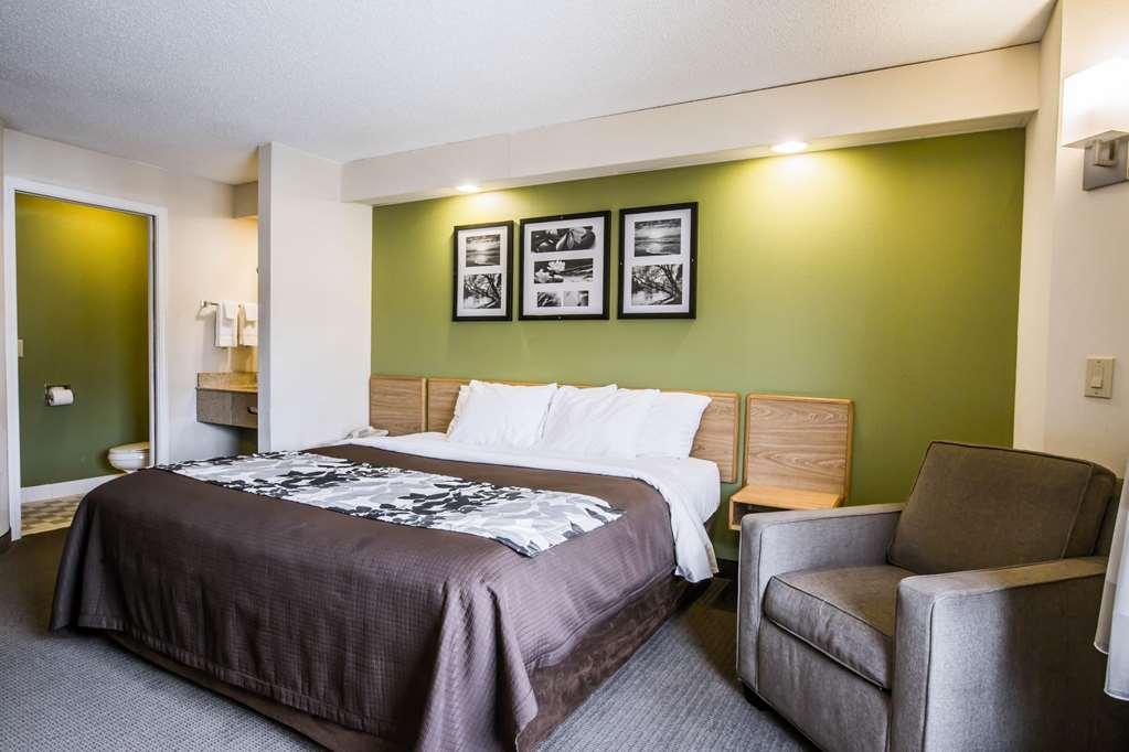 Rodeway Inn Austell Pokoj fotografie