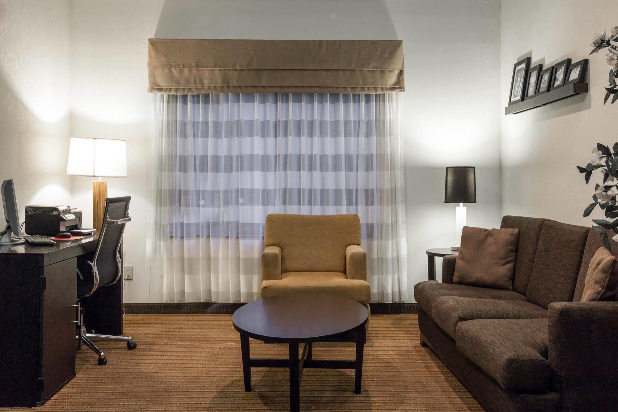 Rodeway Inn Austell Exteriér fotografie